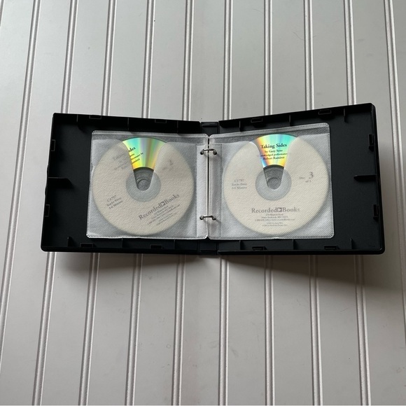 Taking Sides by Gary Soto Audio Book 3 CD recorded - Picture 6 of 8